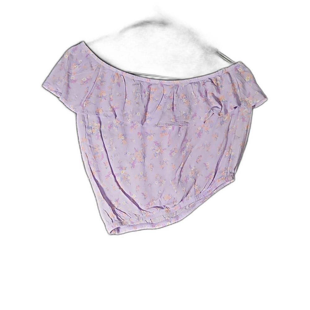 NWOT Pink Rose Women's Floral Pattern Purple Crop Floral Top  Size Small
